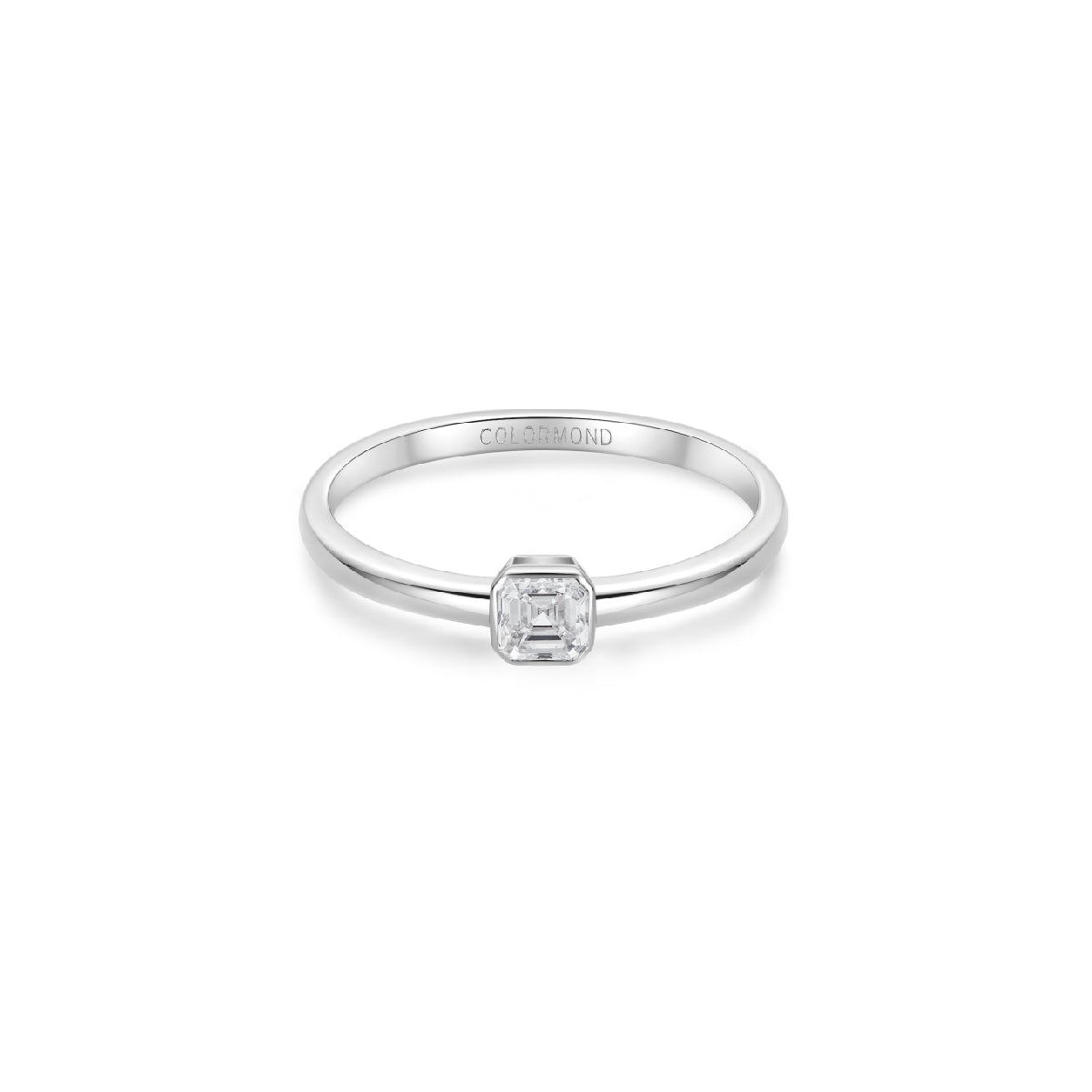 Evelyn Solitaire Ring Glacier White