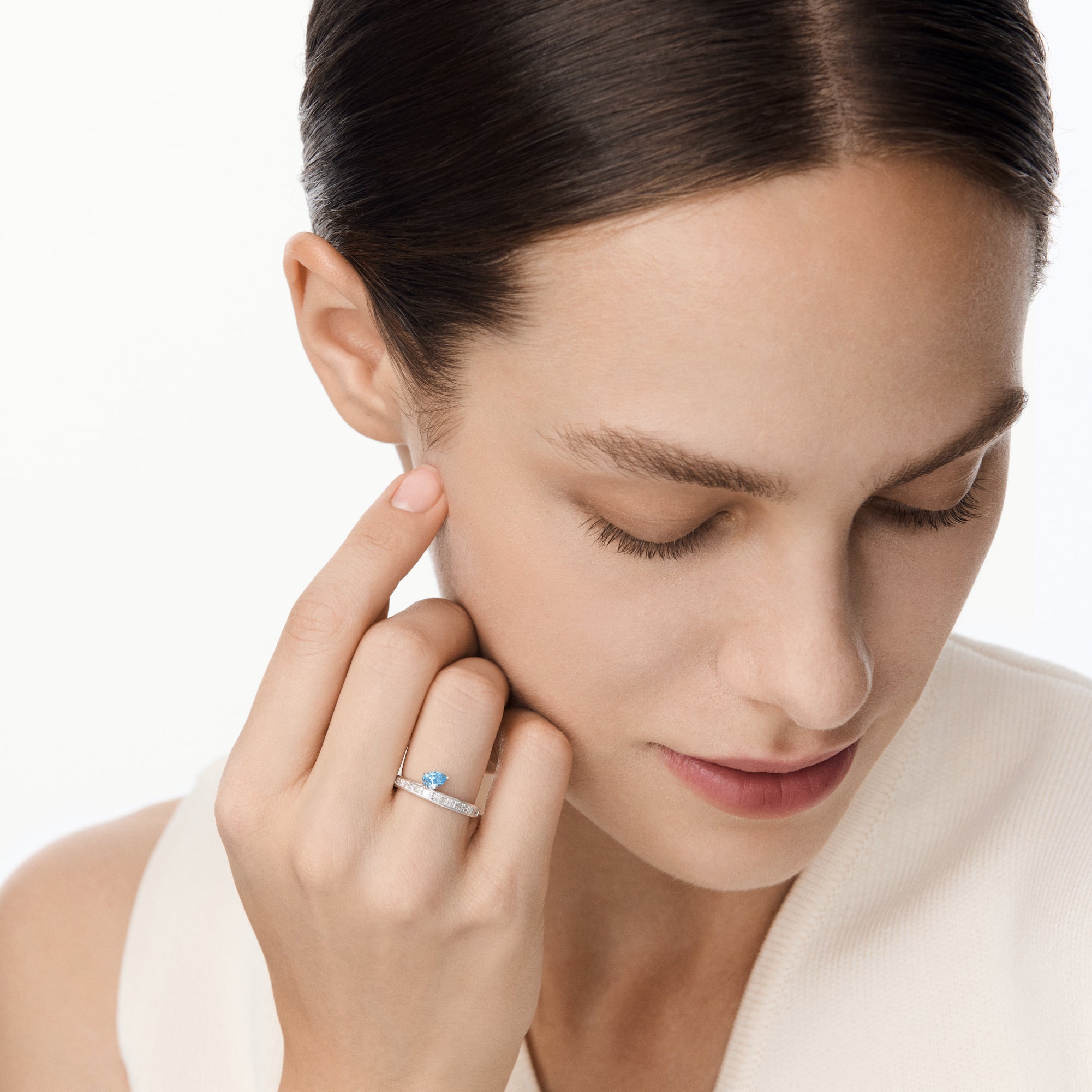 Equinox Ring Glacier White