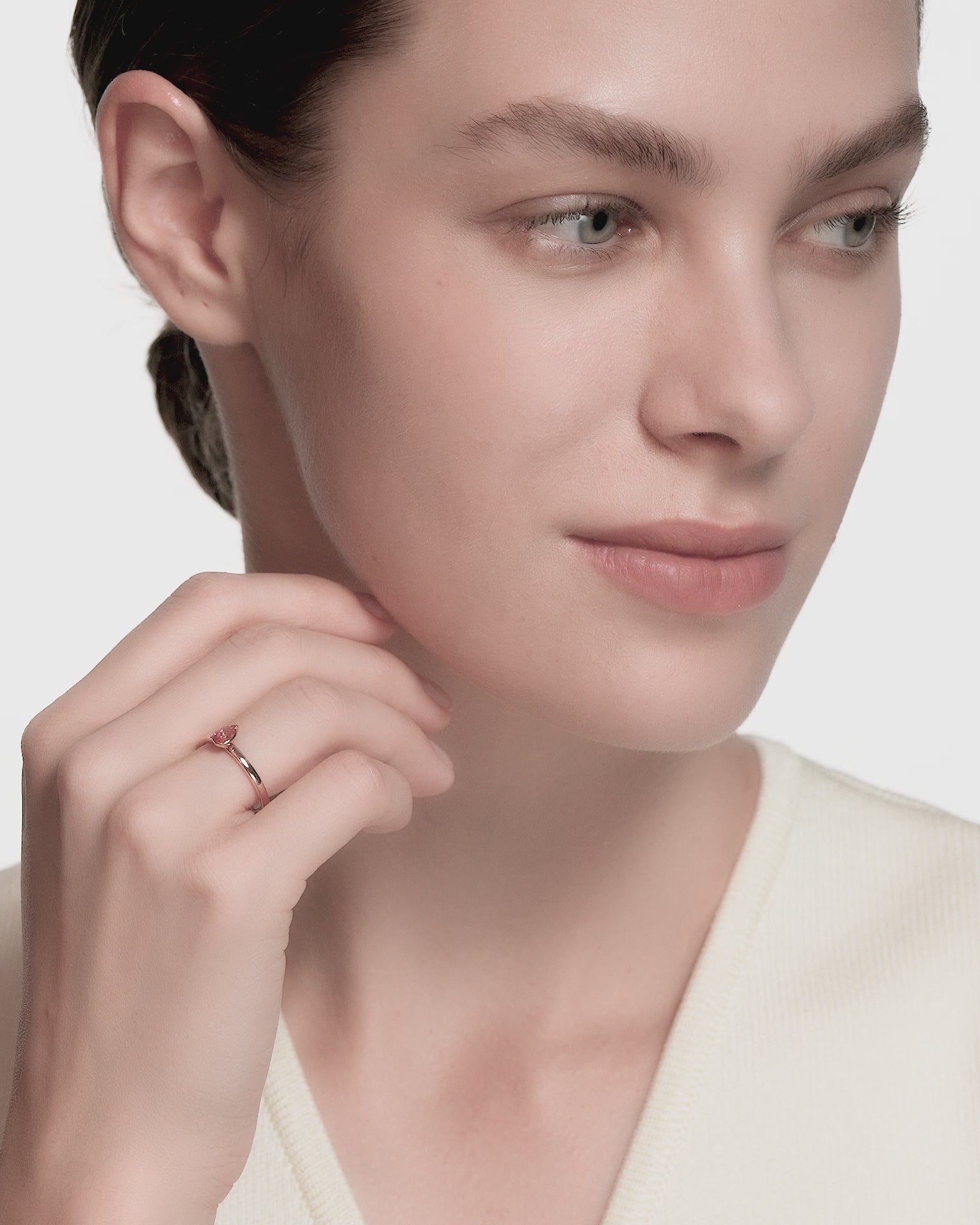 Audrey Solitaire Ring Peony Pink